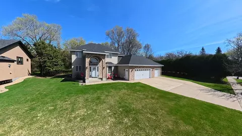 1903 25th St S, Saint Cloud, MN 56301