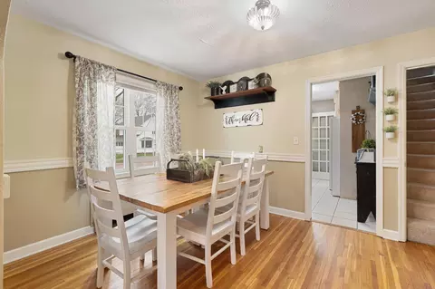 Dining - 701 6th Ave SW, Austin, MN 55912 photo 2 of 4