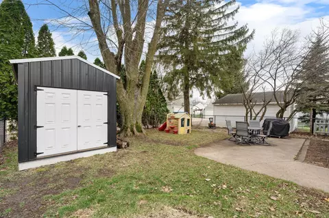 Exterior - 701 6th Ave SW, Austin, MN 55912 photo 8 of 11