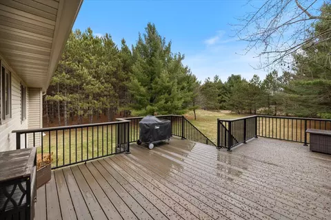 Exterior - 4754 358th St, North Branch, MN 55056 photo 3 of 5