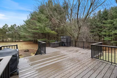 Exterior - 4754 358th St, North Branch, MN 55056 photo 4 of 5