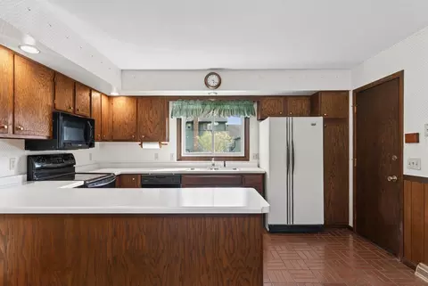Kitchen - 54 Pandolfo Pl, Saint Cloud, MN 56303 photo 1 of 3