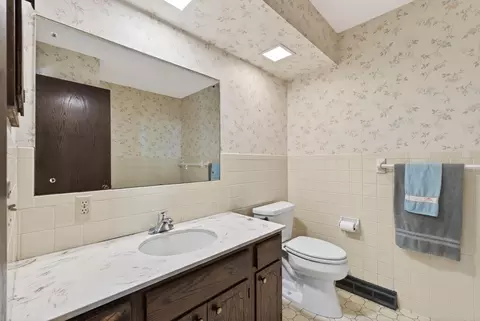 Bath - 54 Pandolfo Pl, Saint Cloud, MN 56303 photo 2 of 4