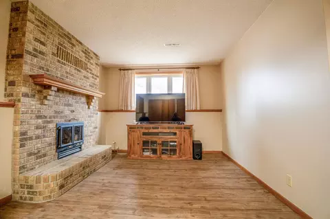 Living - 608 27th Ave SW, Willmar, MN 56201 photo 3 of 3