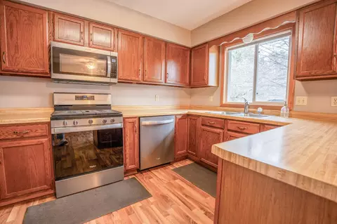 Kitchen - 608 27th Ave SW, Willmar, MN 56201 photo 3 of 3