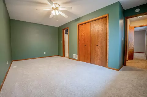 Bedroom - 600 33rd St NW, Willmar, MN 56201 photo 3 of 8