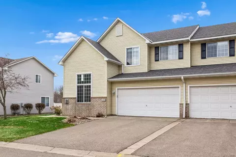 3200 Juniper Cir #D, Woodbury, MN 55125