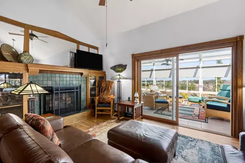 Living - 201 Hilltop Rd, Shell Lake, WI 54871 photo 3 of 5