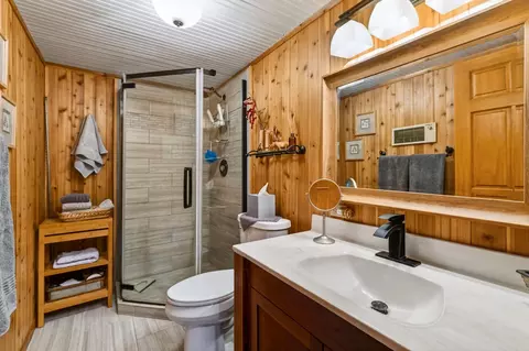 Bath - 201 Hilltop Rd, Shell Lake, WI 54871 photo 3 of 3