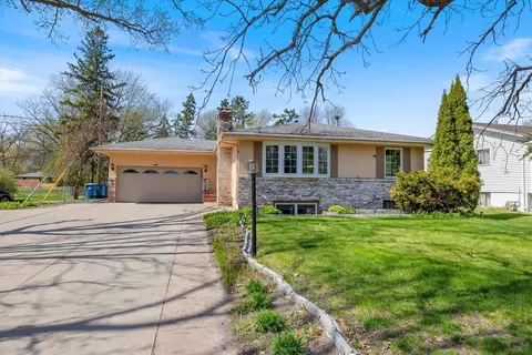 1436 E Old Shakopee Rd, Bloomington, MN 55425