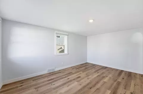 Living - 40 31st Ave N, Saint Cloud, MN 56303 photo 2 of 3