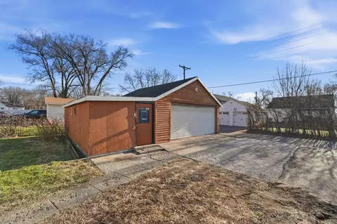 Exterior - 40 31st Ave N, Saint Cloud, MN 56303 photo 4 of 6