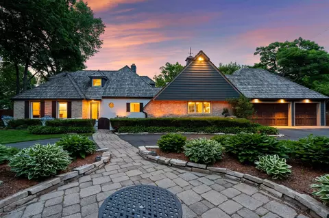 5404 Interlachen Blvd, Edina, MN 55436