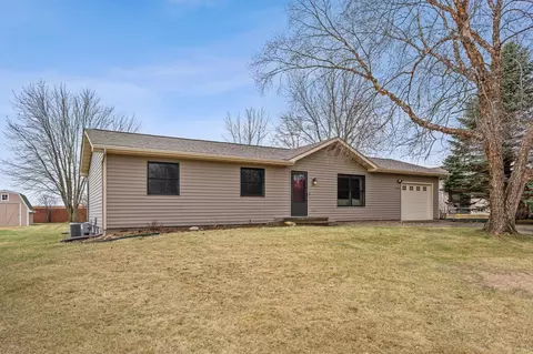 1478 Hallewood Blvd, New Richmond, WI 54017