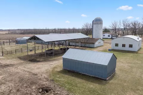 Exterior - 44554 County 11, Bertha, MN 56437 photo 11 of 12