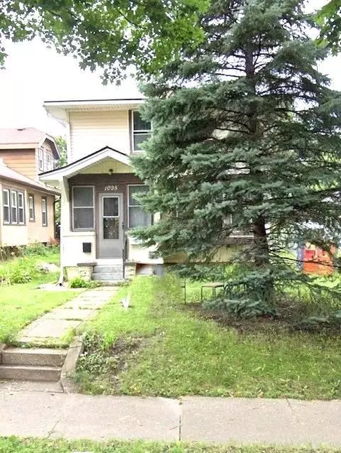 1095 Maryland Ave E, Saint Paul, MN 55106