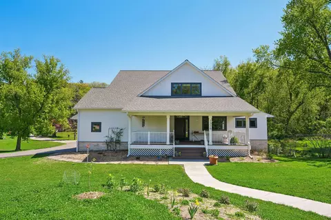 1316 3rd St, Mendota, MN 55150