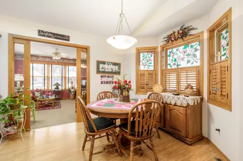 Dining - 5113 Camden Rd, Baxter, MN 56425 photo 2 of 2