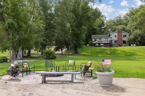 10067 N Long Lake Rd, Brainerd, MN 56401