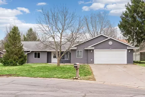 506 Woodland St, Mora, MN 55051