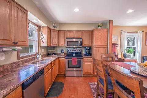 Kitchen - 822 10th Ave SE, Saint Cloud, MN 56304 photo 1 of 2