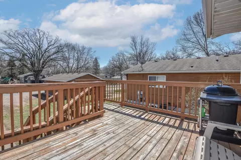 Exterior - 822 10th Ave SE, Saint Cloud, MN 56304 photo 5 of 8