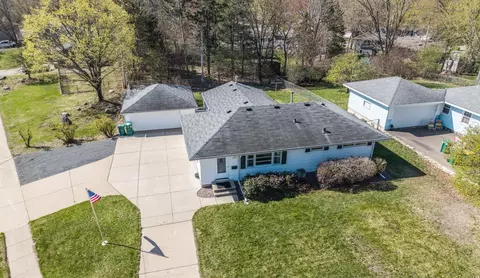 3101 W 88th St, Bloomington, MN 55431