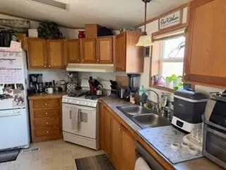 Kitchen - 19768 65th Ave, Milaca, MN 56353 photo 3 of 3