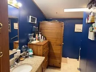 Bath - 19768 65th Ave, Milaca, MN 56353 photo 2 of 3