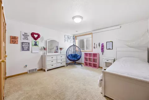 Bedroom - 4346 46th Ave S, Fargo, ND 58104 photo 4 of 5