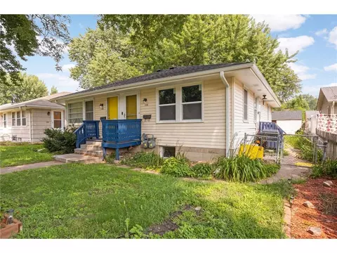 5104 Vincent Ave N, Minneapolis, MN 55430