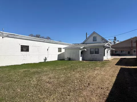 Exterior - 126 Central Ave N, Eagle Bend, MN 56446 photo 3 of 3