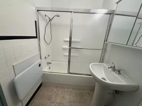Bath - 126 Central Ave N, Eagle Bend, MN 56446 photo 2 of 3