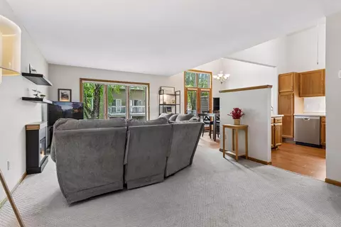 3240 Old Highway 8, Saint Anthony, MN 55418