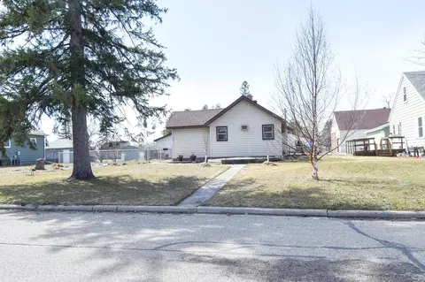 605 Red Lake Blvd, Thief River Falls, MN 56701