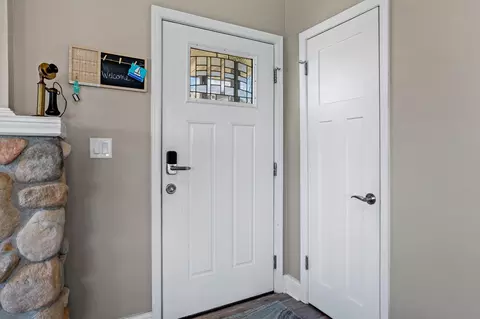 Entry Way - 18013 Roberds Lake Blvd, Faribault, MN 55021 photo 1 of 2
