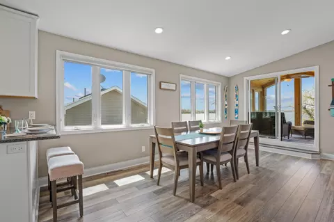 Dining - 18013 Roberds Lake Blvd, Faribault, MN 55021 photo 1 of 6