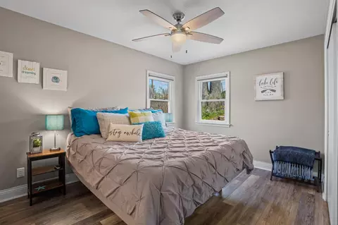 Bedroom - 18013 Roberds Lake Blvd, Faribault, MN 55021 photo 1 of 5