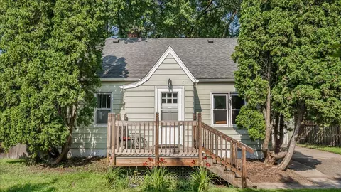 Exterior - 2107 Clearwater Rd, Saint Cloud, MN 56301 photo 3 of 9