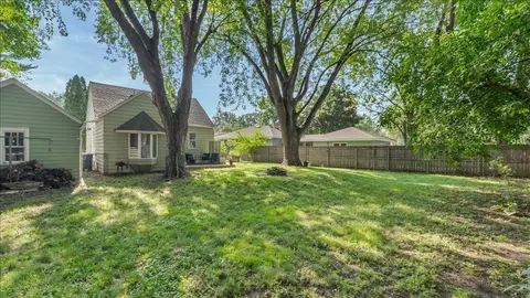 Exterior - 2107 Clearwater Rd, Saint Cloud, MN 56301 photo 6 of 9