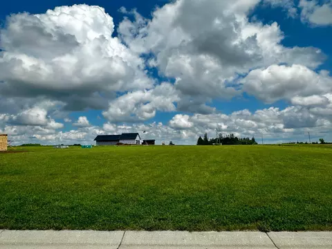 3 SE Rd Se Ave, Harmony, MN 55939