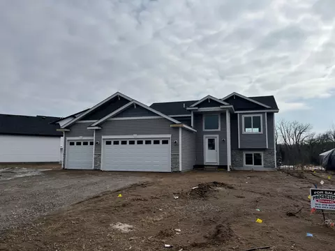 22842 Topaz St, Saint Augusta, MN 56301