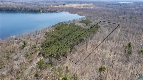 27 Nnn Hill Rd, Spooner, WI 54801