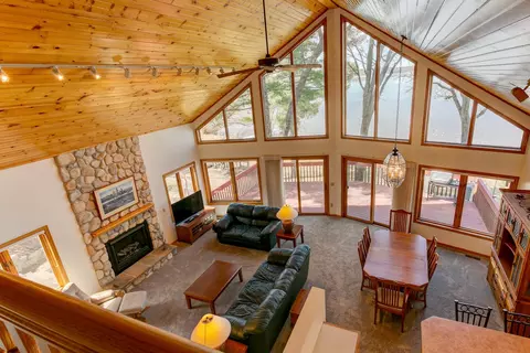 33120 Xenon Dr NW, Princeton, MN 55371