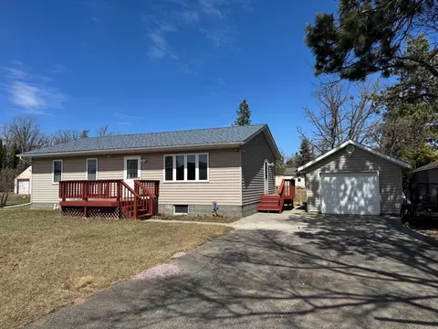 311 26th St NW, Bemidji, MN 56601