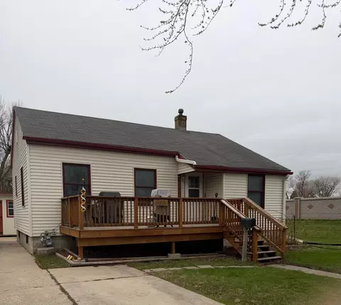 519 Morningside Dr, Worthington, MN 56187