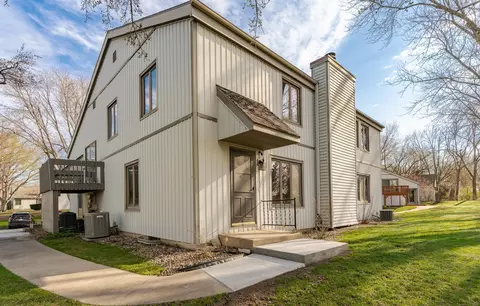 1902 26th Ave NW, Rochester, MN 55901