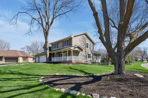 4000 Forestview Ln N, Plymouth, MN 55441