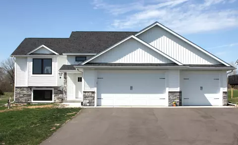 1626 72nd Ave, Hammond, WI 54015