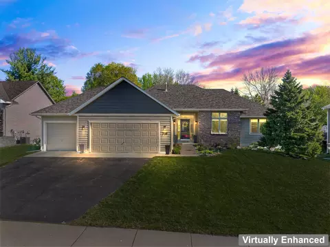 Exterior - 719 Eastridge Dr, Northfield, MN 55057 photo 3 of 11